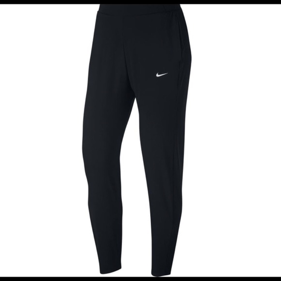 - NIKE WOMEN'S DRI-FIT Black Training Pants - Picture 2 of 10